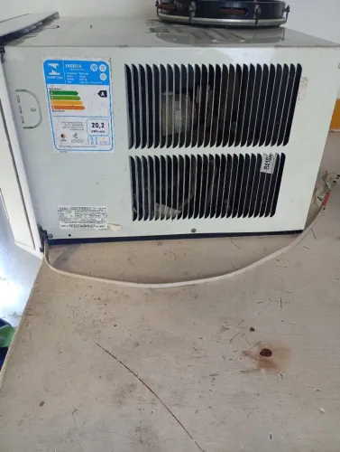Ar condicionado de janela Consul 10000 btus