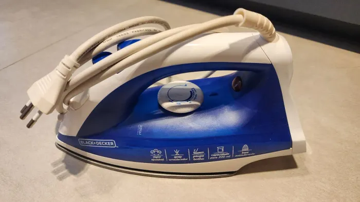 Ferro de Passar Black+Decker Azul 110v 1100W