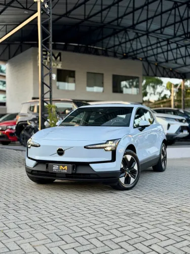 Volvo EX30 E60 Core (elétrico) 2024