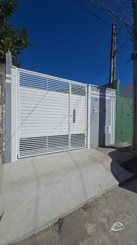 Casa na Vila Geny em Lorena à Venda