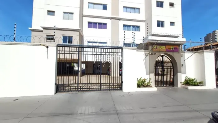 Locação de Apartamentos / Padrão na cidade de Araraquara