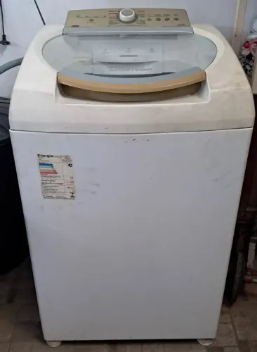 Máquina de lavar roupa usada Brastemp