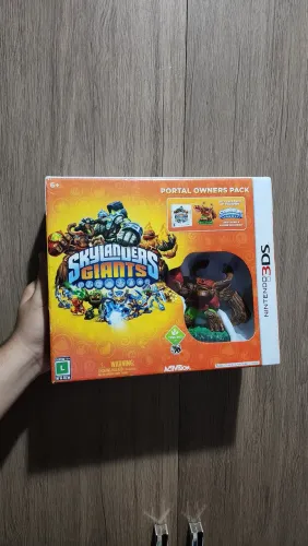 Skylanders Giants 3ds + Boneco (Envio Olx)