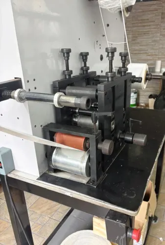 Troqueladora Maqflex 120mm, corte duplo e 5 facas. Curitiba.