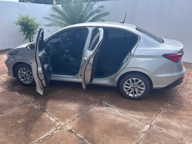 Fiat Cronos Drive GSR 1.3 8V Flex 2019