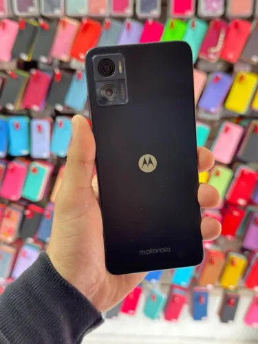 MOTOROLA E22