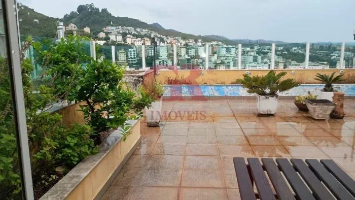 Cobertura de 2 quartos com lazer elevador no Buritis