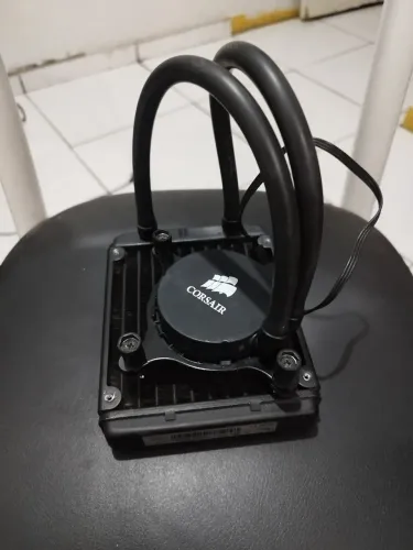 Watercooler Corsair 240Mm /fans RGB