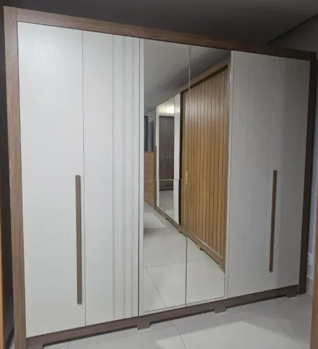 GUARDA-ROUPA MILLETO