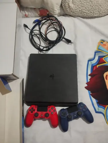 Vendo ps4 slim $1200