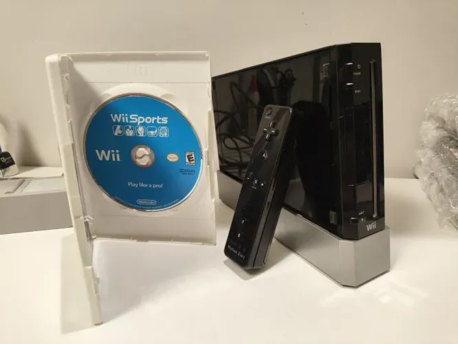 Nintendo Wii Black + Wii Sports<br>