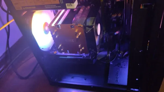 PC gamer - Xeon E5 2630 V4, 16GB RAM e RX 550 4GB