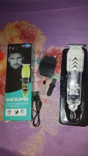 Magna de cortar cabelo sem fio.