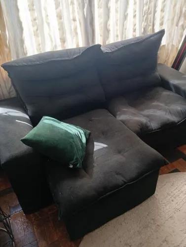 2 sofás de 3 lugares. BARATO!