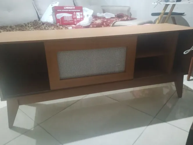 Vendo rack igual a esse na caixa 