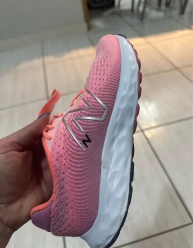 Tênis New Balance Feminino