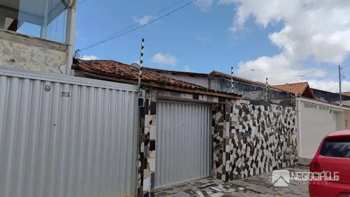 Casa com 2 dormitórios à venda, 70 m² por R$ 250.000,00 - Catolé - Campina Grande/PB