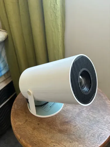 PROJETOR PORTÁTIL 