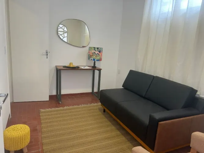Imperdível casa para locação em São Paulo-SP, Vila Clementino: 1 quarto, 1 banheiro, 48,00