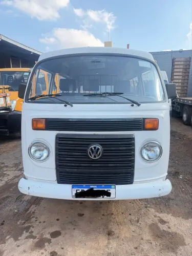 Volkswagen Kombi Standard 1.4 MI Total Flex 8V 2010
