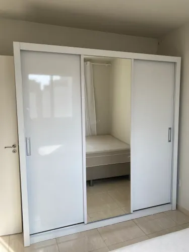 Guarda roupa 3 portas 