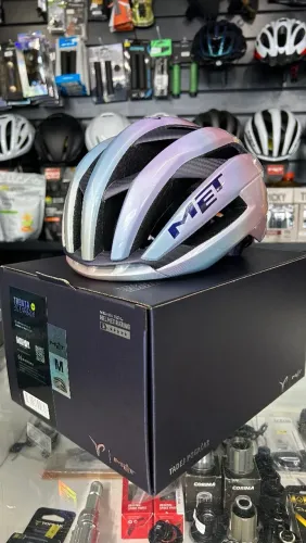 Capacete Trenta 3K carbon Edição Limitada Tadej Pogacar Tamanho M