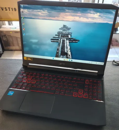 Acer Nitro 5 Core i5 11300h Geforce RTX 3050