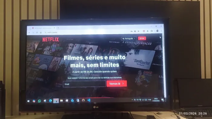 TV LG 42? Full HD - Modelo 42LM3400 - Ótima para HDMI / Monitor