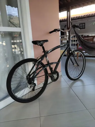 Bicicleta Caloi 100 em alumínio perfeita para o dia dia.