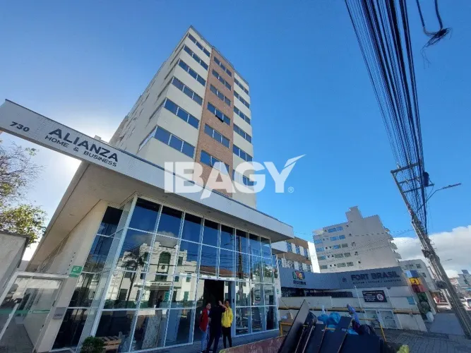 Excelente Apartamento 3 dormitório(s) em Estreito - Florianópolis