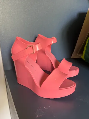 Salto Melissa 