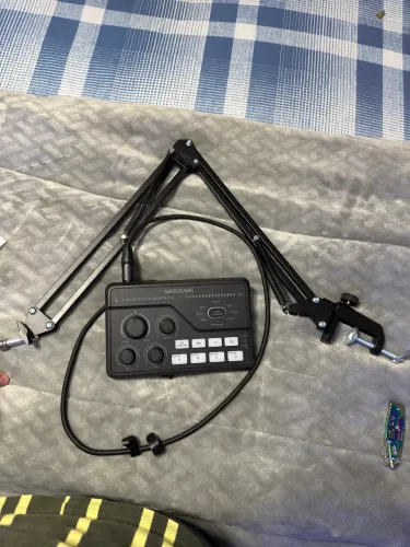 Mixer de áudio fifine