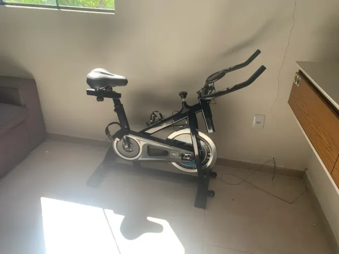 Bicicleta ergométrica *RESERVADA*