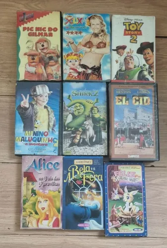Vhs diversos a 5 reais cada