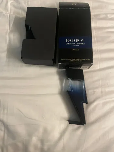 Perfume bad boy 50 ml ( só entrego em mãos )