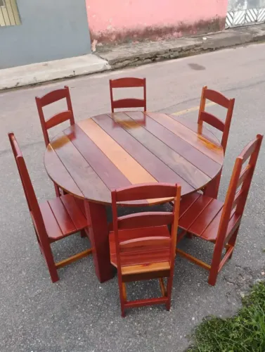 VENDO MESA REDONDA COM 6 CADEIRAS MEIA LUA