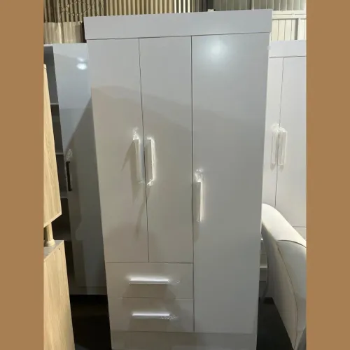 Guarda roupa de solteiro - entrego hoje