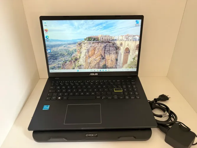 ASUS Notebook Go 15