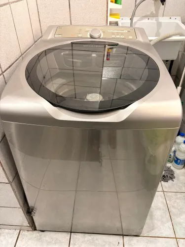 VENDO MÁQUINA DE LAVAR BRASTEMP