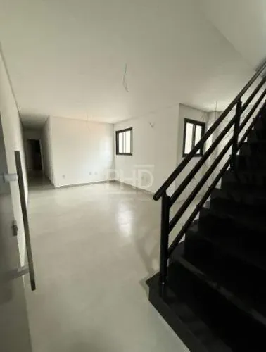 Cobertura de Alto Padrão com Elevador Exclusivo e Piscina Privativa em Localização Privile
