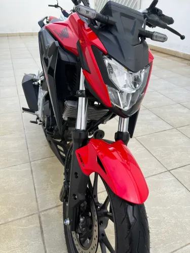 CB Twister 300f (ESTADO DE ZERO) 