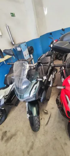 HONDA ADV 150 VERDE 2024 Shalon veículos Cariacica 