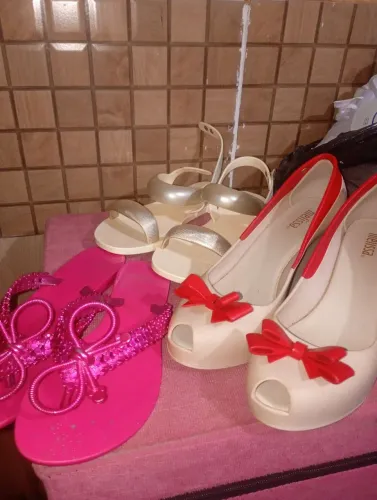 Vendo melissas originais número 35