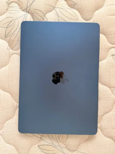 MacBook Air M2