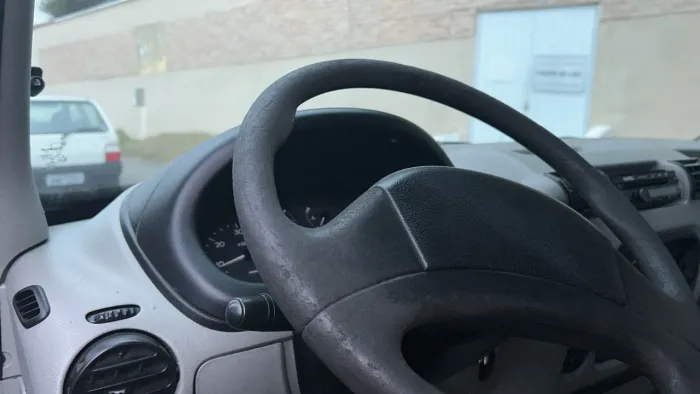 Renault Master 2.8 DTI Furgão 114cv Diesel Curto 2004