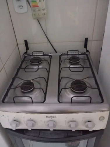 Fogão elétrico Smaltec 4 bocas