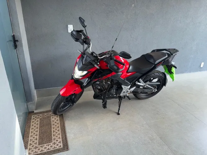 Honda CB twister 300 F 