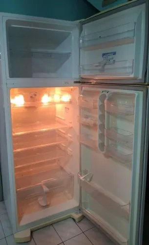 Vendo Geladeira