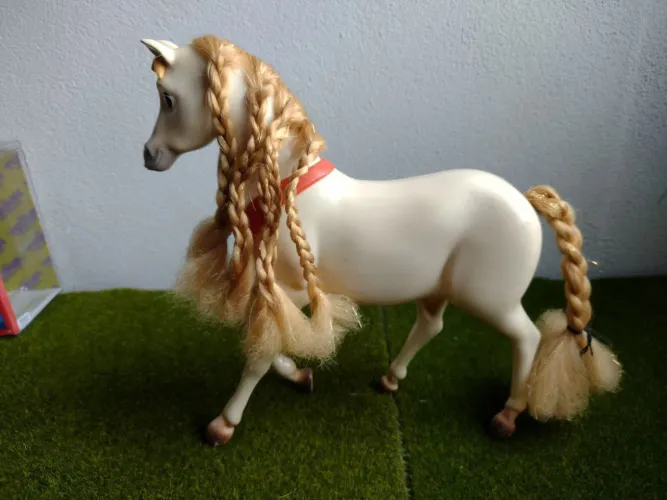 Cavalo da Rapunzel, máximos