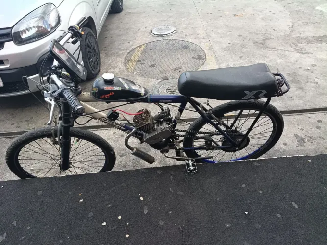 Vende se moto bicicleta 